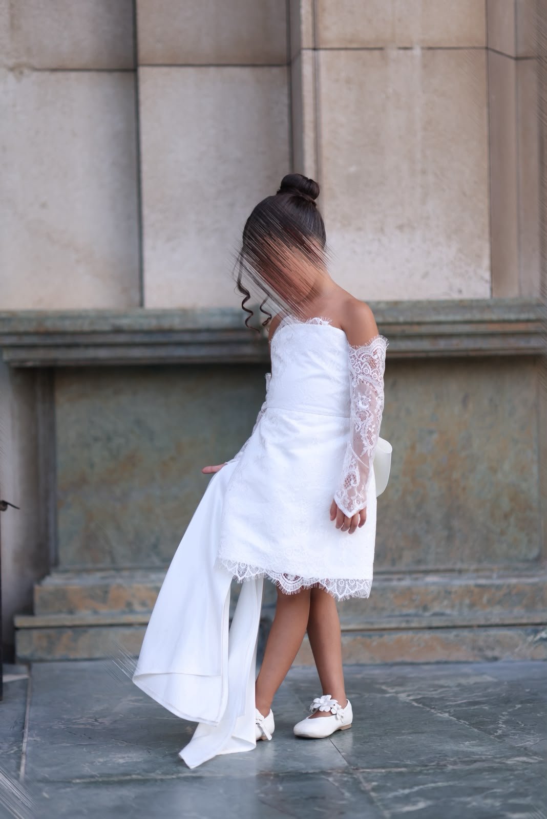 Lace dress 👗 - Image 3